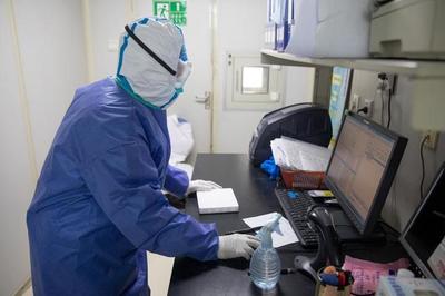 探訪核酸檢測點 全流程與24小時不間斷服務(wù)