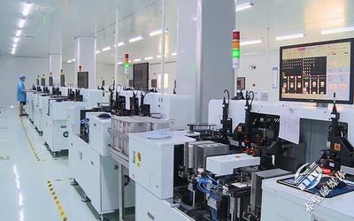 咸寧市領(lǐng)導(dǎo)率團(tuán)赴赤壁開(kāi)展2021年上半年“三抓一優(yōu)”拉練檢查